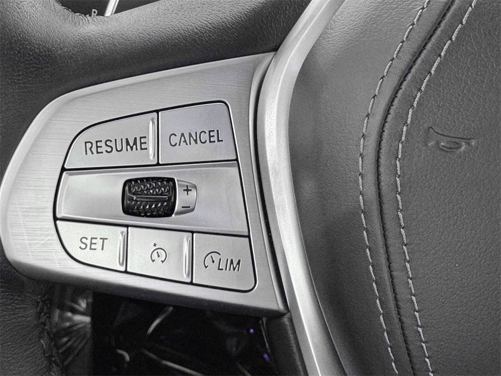 Used 2022 BMW X7 xDrive40i image 22