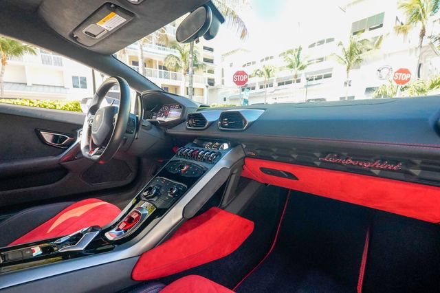 Used 2015 Lamborghini Huracan LP 610-4 AWD/4WD image 85