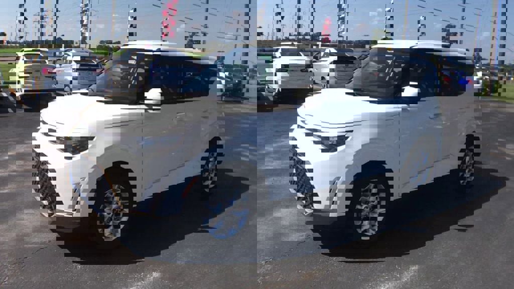 Used 2024 Kia Soul LX w/ Option Group 015 image 4