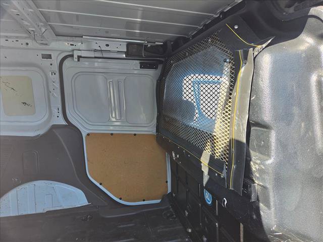 Used 2022 Ford Transit Connect XLT FWD image 17