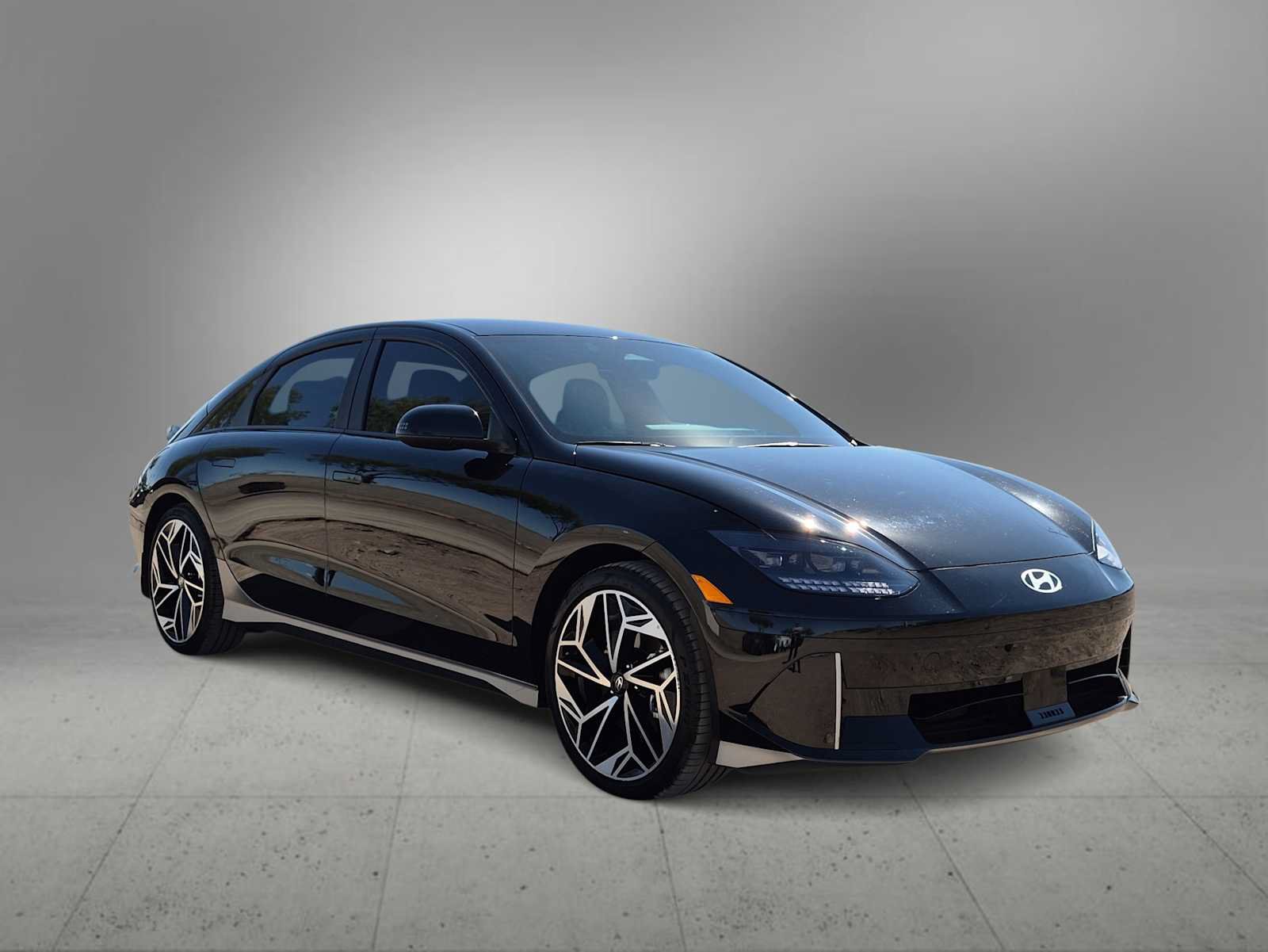 Certified 2023 Hyundai Ioniq 6 SEL RWD image 2