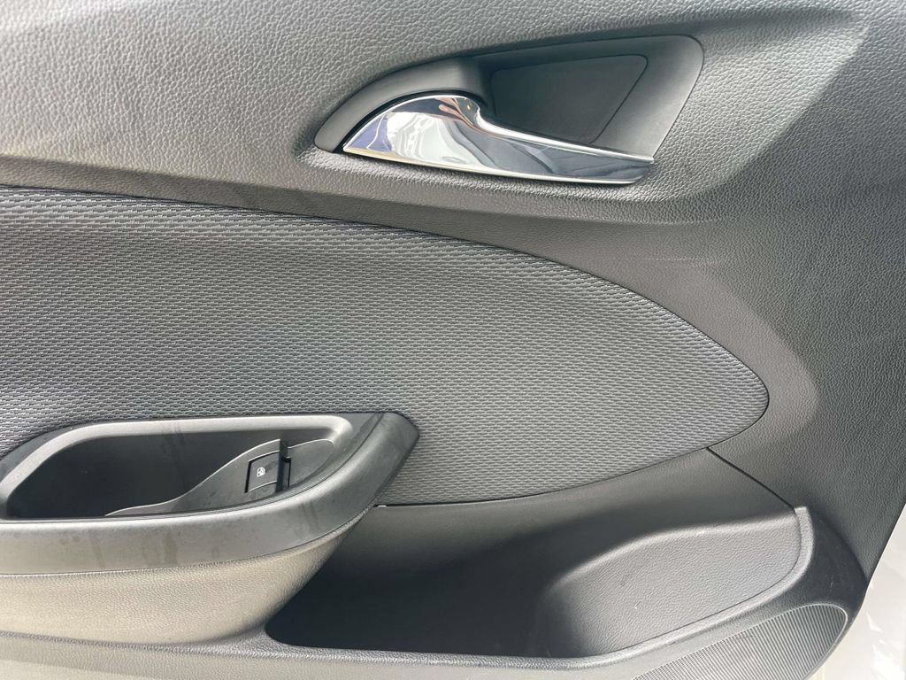 Used 2019 Chevrolet Cruze LT w/ Convenience Package FWD image 12