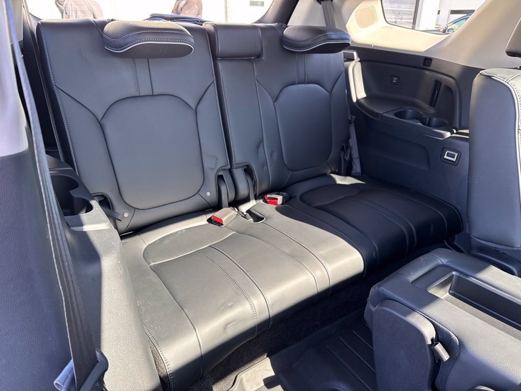 Used 2025 Honda Pilot Elite image 41