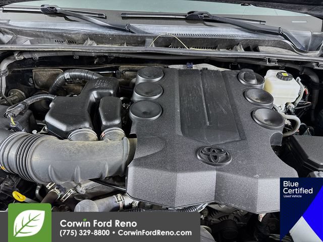 Used 2023 Toyota 4Runner SR5 AWD/4WD image 32