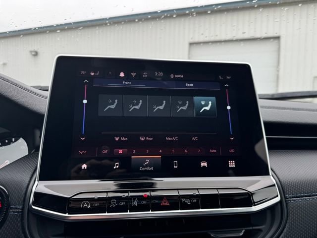 New 2026 Jeep Compass Limited image 39