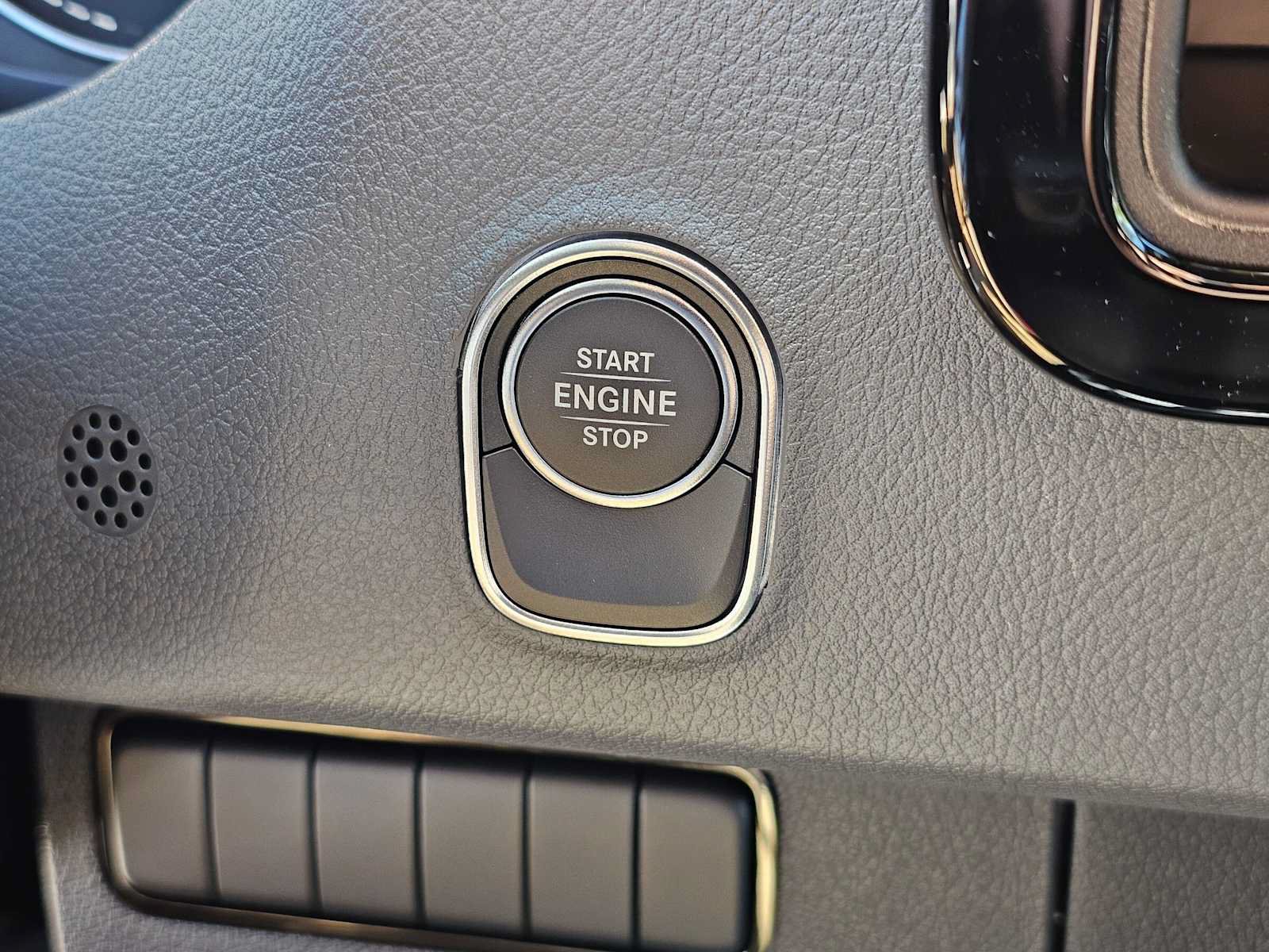 New 2026 Mercedes-Benz Sprinter 2500 image 31