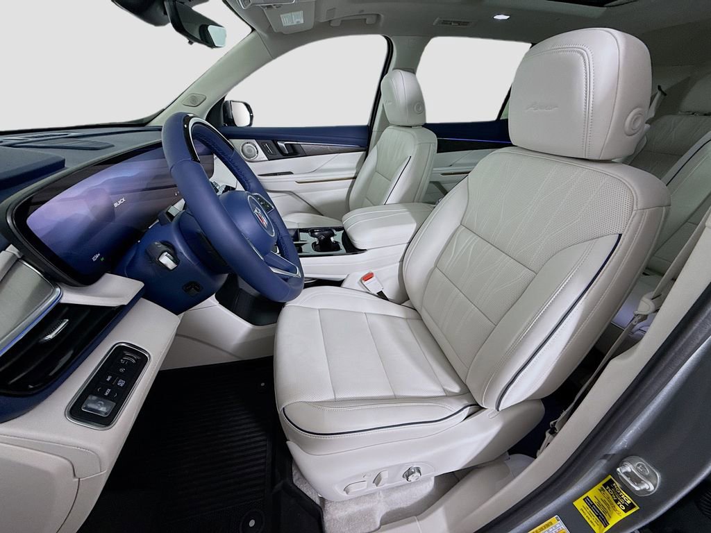 Used 2025 Buick Enclave Avenir w/ Super Cruise Package image 21