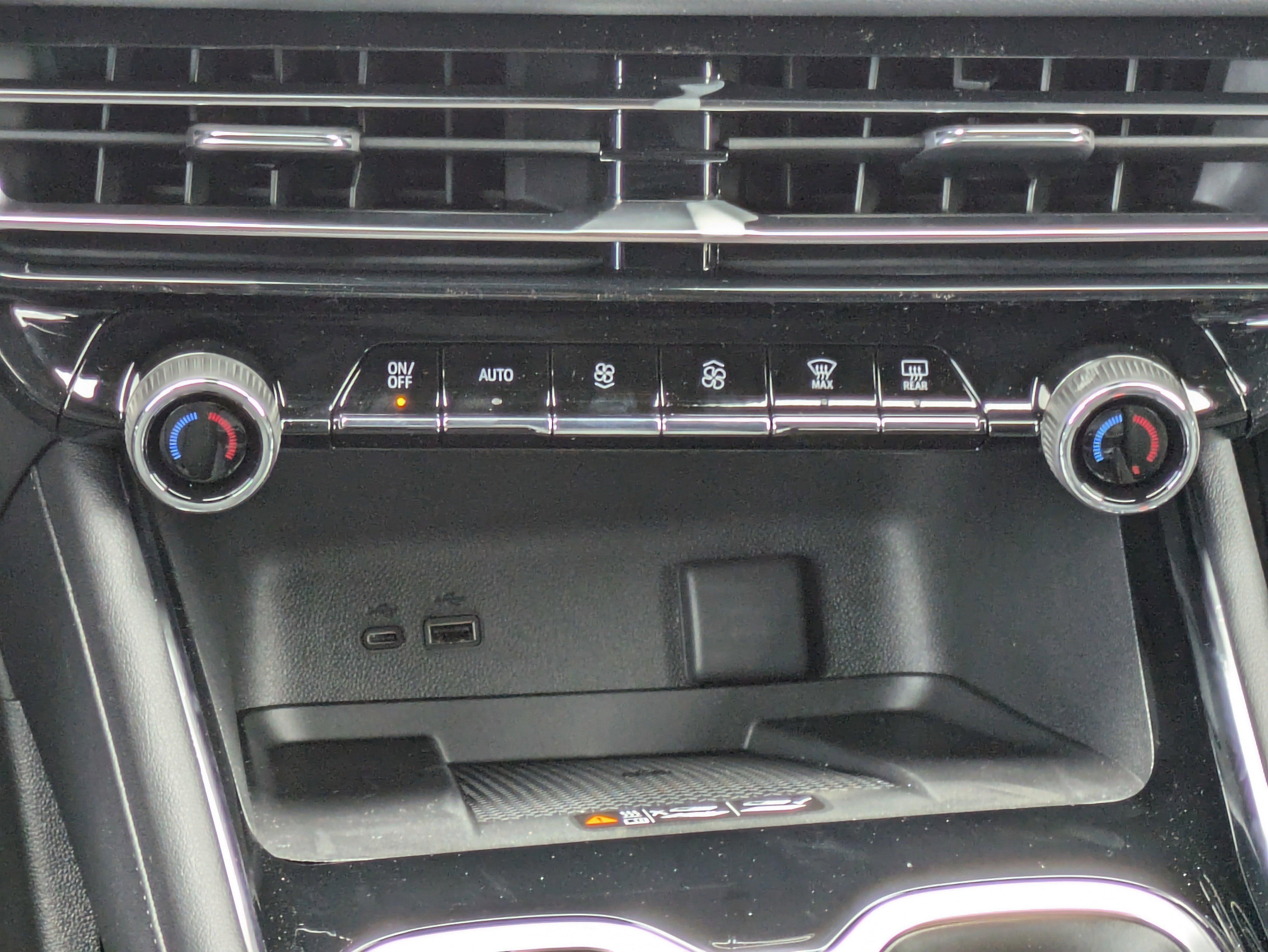 New 2026 Chevrolet Traverse LT w/ Driver Confidence Package image 18