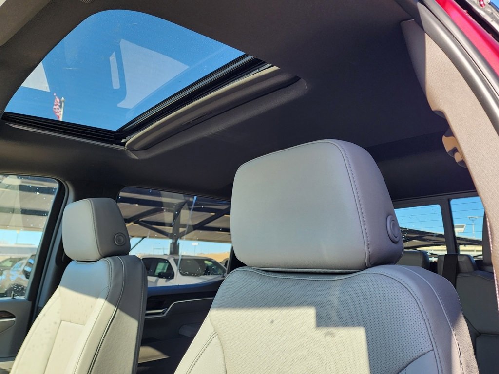 New 2026 GMC Sierra 1500 SLT w/ SLT Premium Plus Package image 18