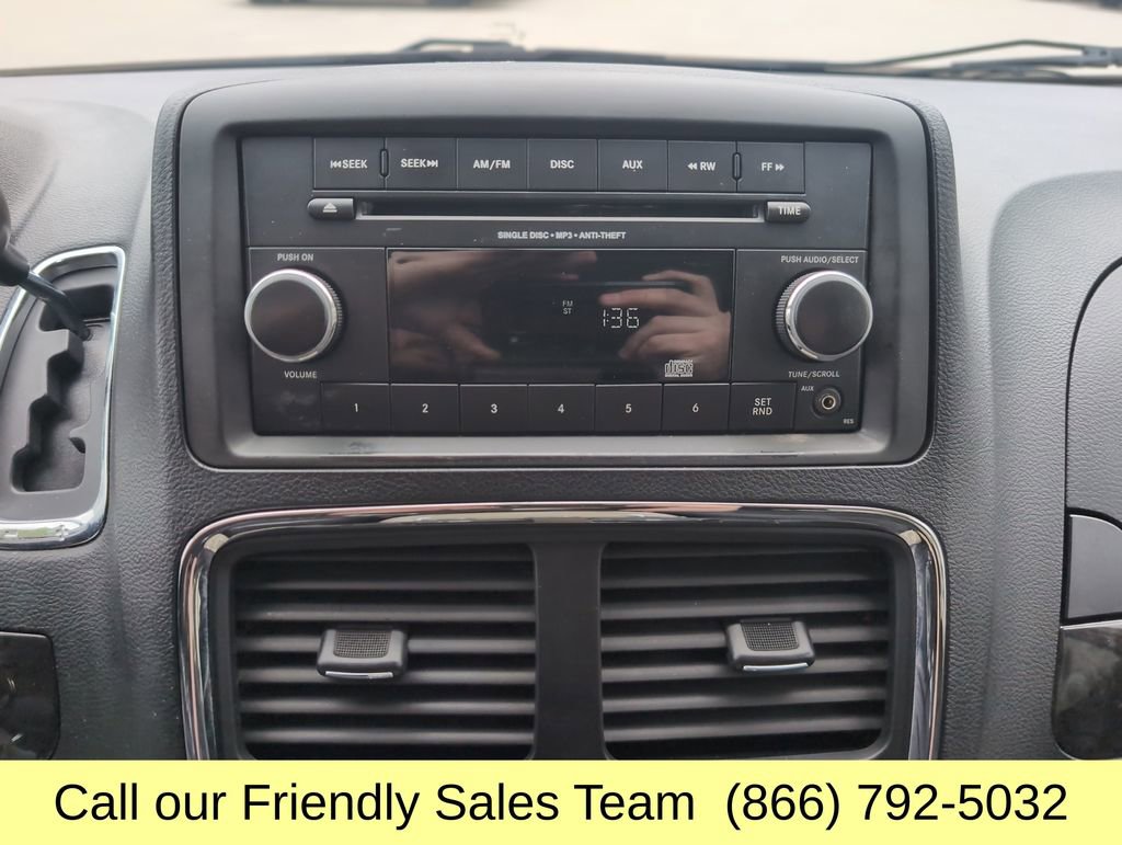 Used 2014 Dodge Grand Caravan SXT w/ Rear Park Assist Package image 20