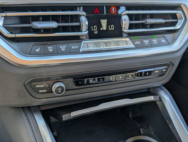 Used 2022 BMW M440i M440i w/ Premium Package image 21