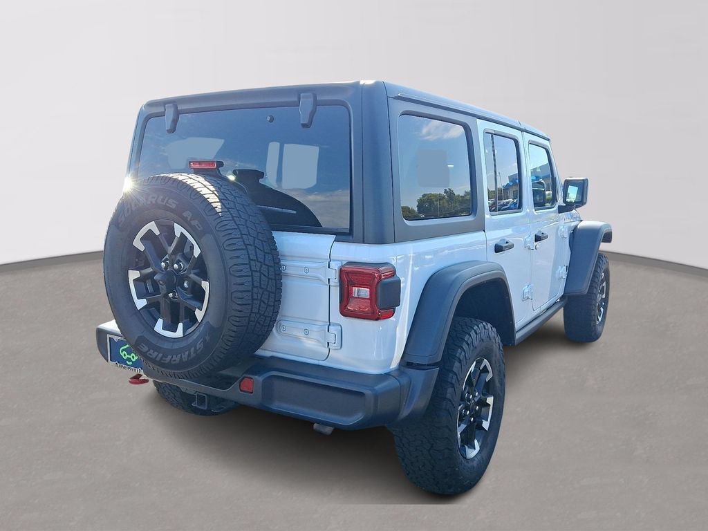 Used 2025 Jeep Wrangler Unlimited Rubicon AWD/4WD image 6