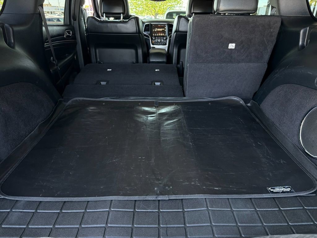 Used 2017 Jeep Grand Cherokee Summit AWD/4WD image 15