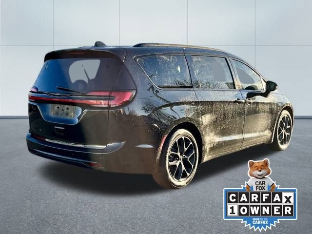 Used 2021 Chrysler Pacifica Touring w/ S Appearance Package image 16