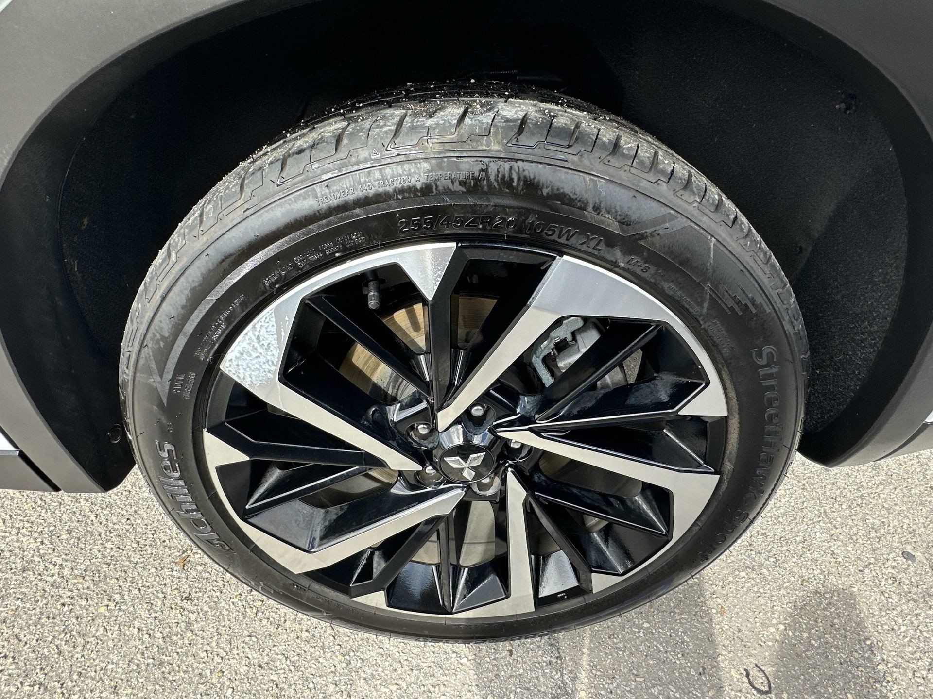 Used 2024 Mitsubishi Outlander SE Black Edition image 19