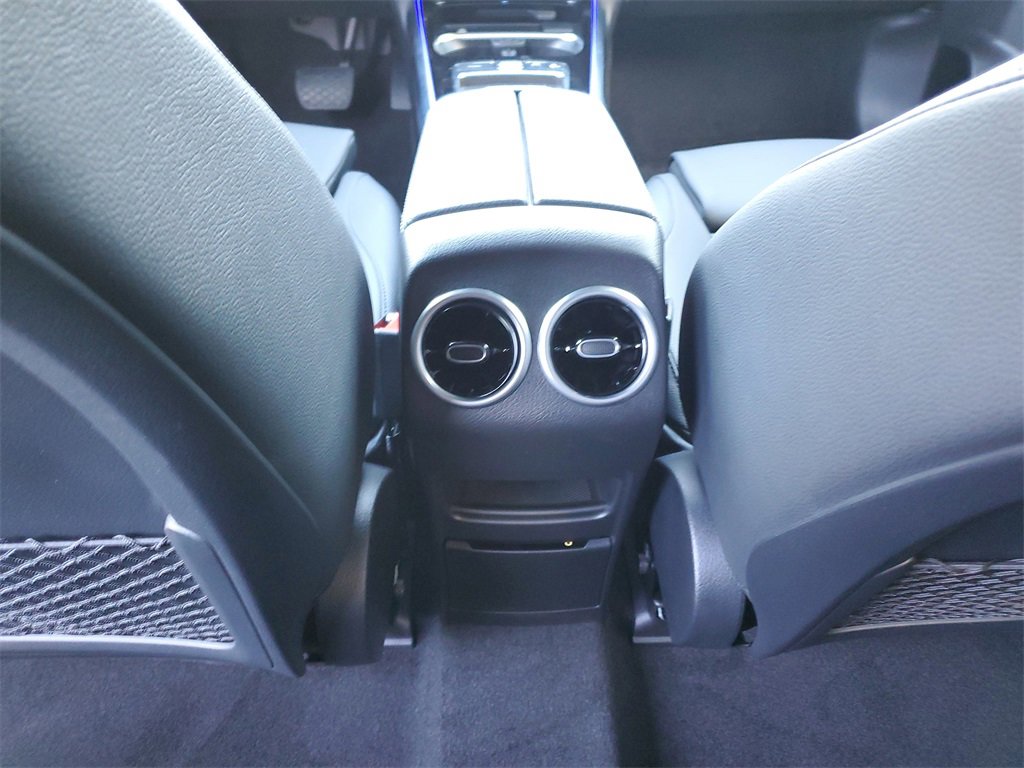 Used 2025 Mercedes-Benz EQB 250+ image 13