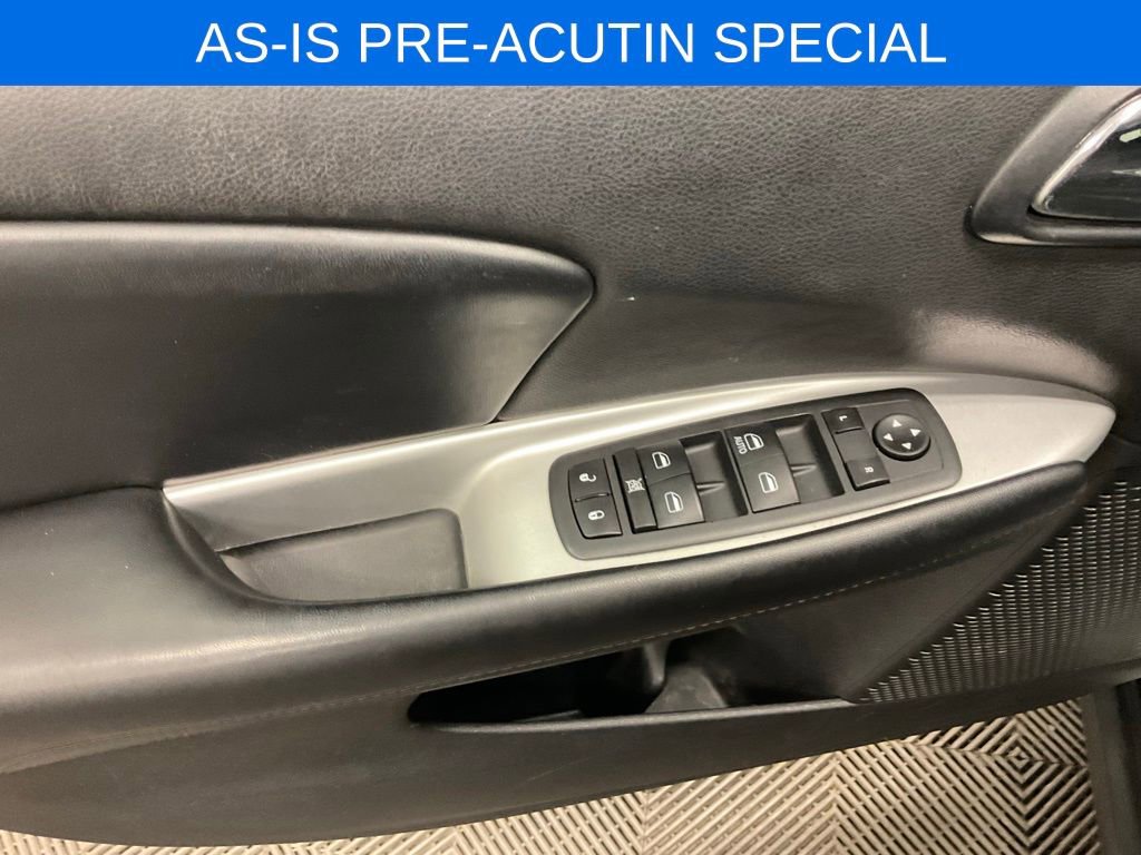 Used 2012 Dodge Journey SXT w/ Flexible Seating Group image 16