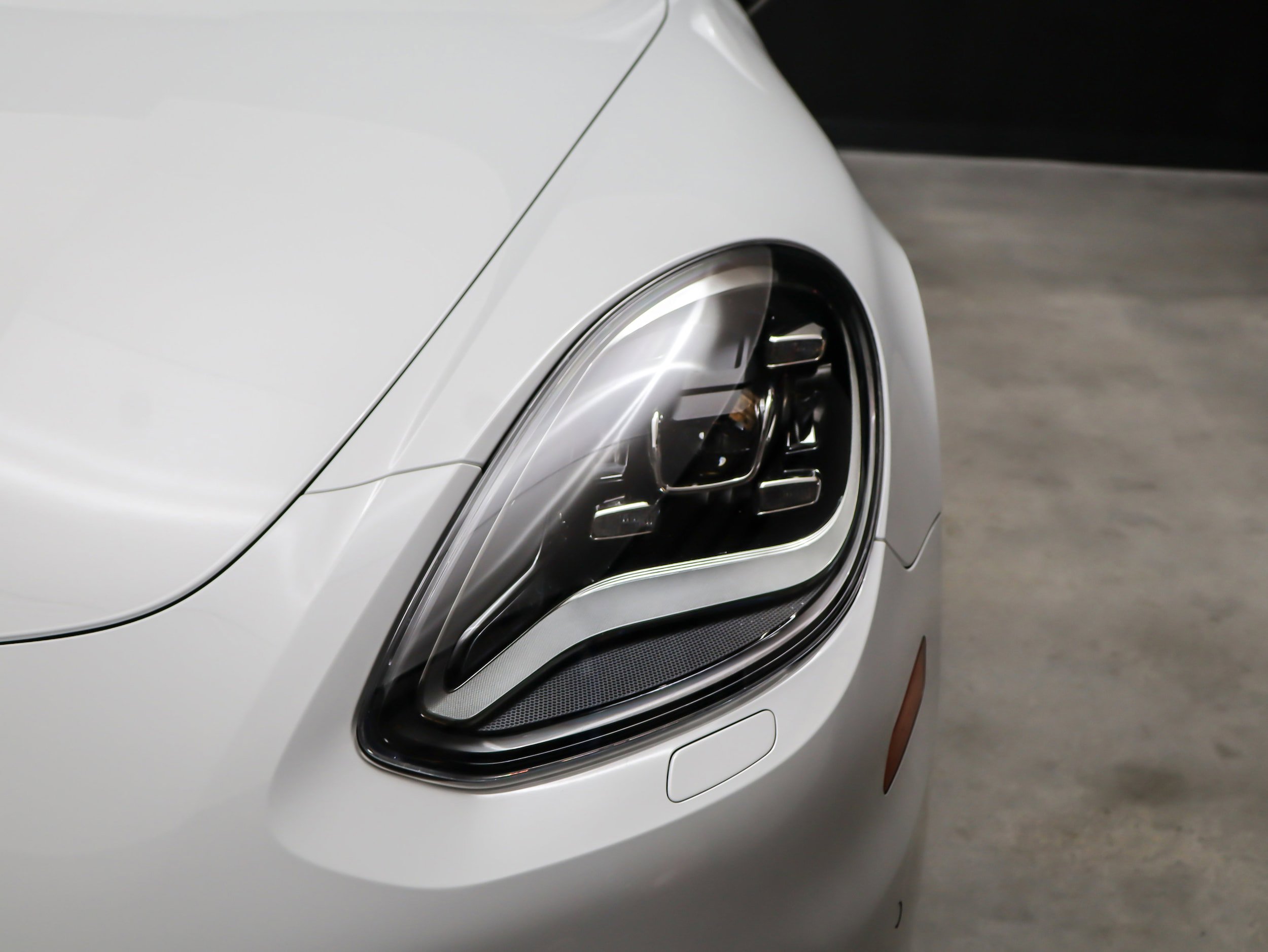 Certified 2019 Porsche Panamera 4 AWD/4WD image 14