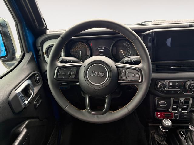 Used 2024 Jeep Wrangler Unlimited image 12
