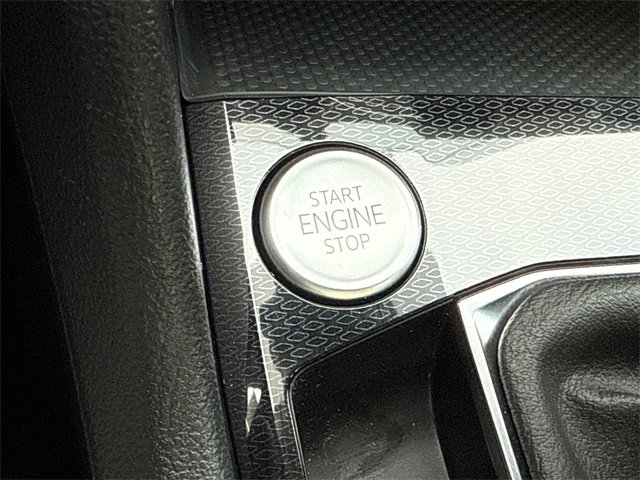 Used 2025 Volkswagen Taos S image 37