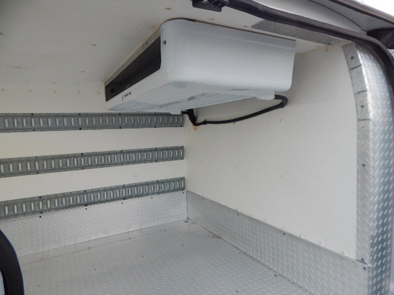 Used 2018 Ford Transit 250 148 Low Roof image 11