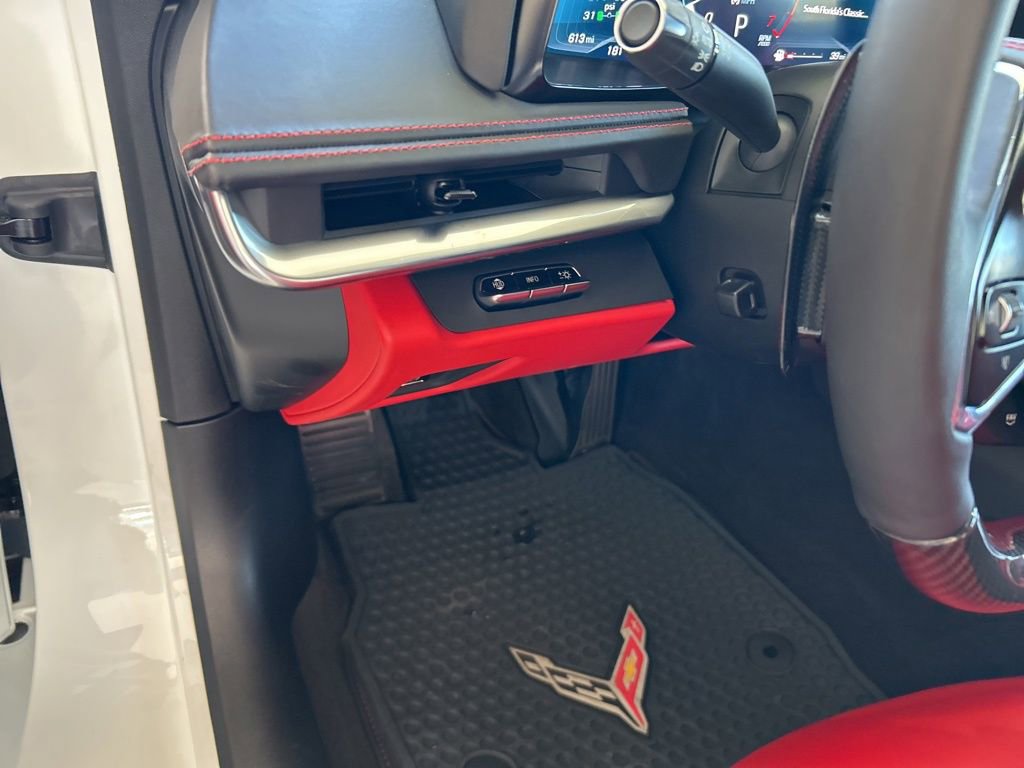 Used 2025 Chevrolet Corvette E-Ray w/ ZER Performance Package image 32