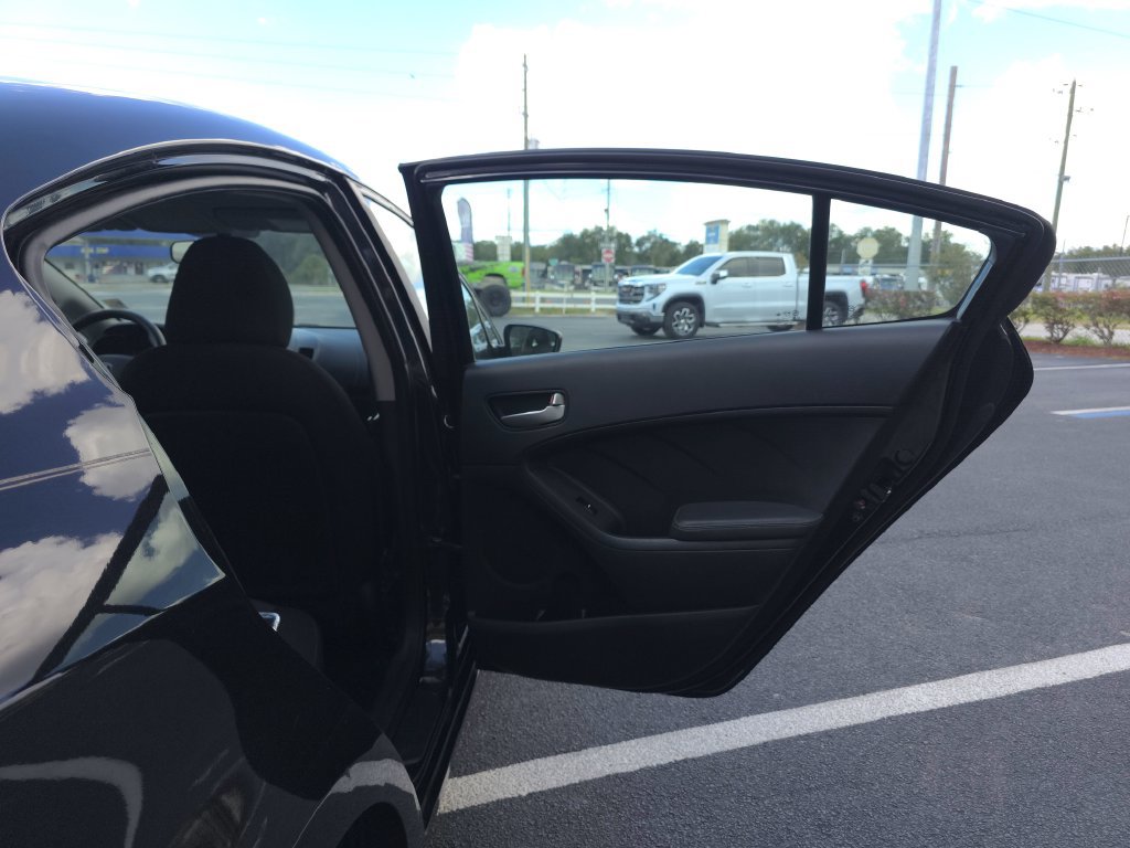Used 2017 Kia Forte LX FWD image 16