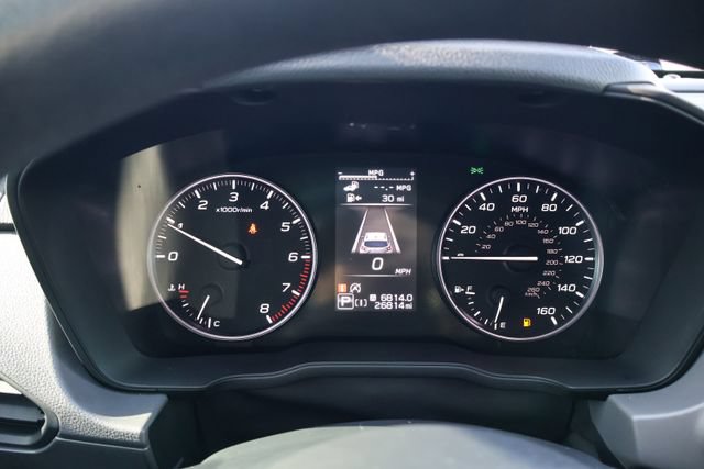 Used 2025 Subaru Crosstrek 2.5i Premium AWD/4WD image 15