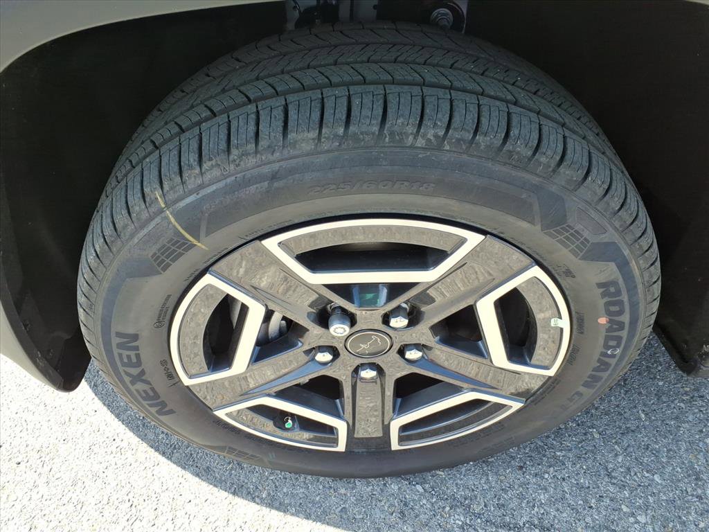 New 2026 Jeep Cherokee Laredo image 10