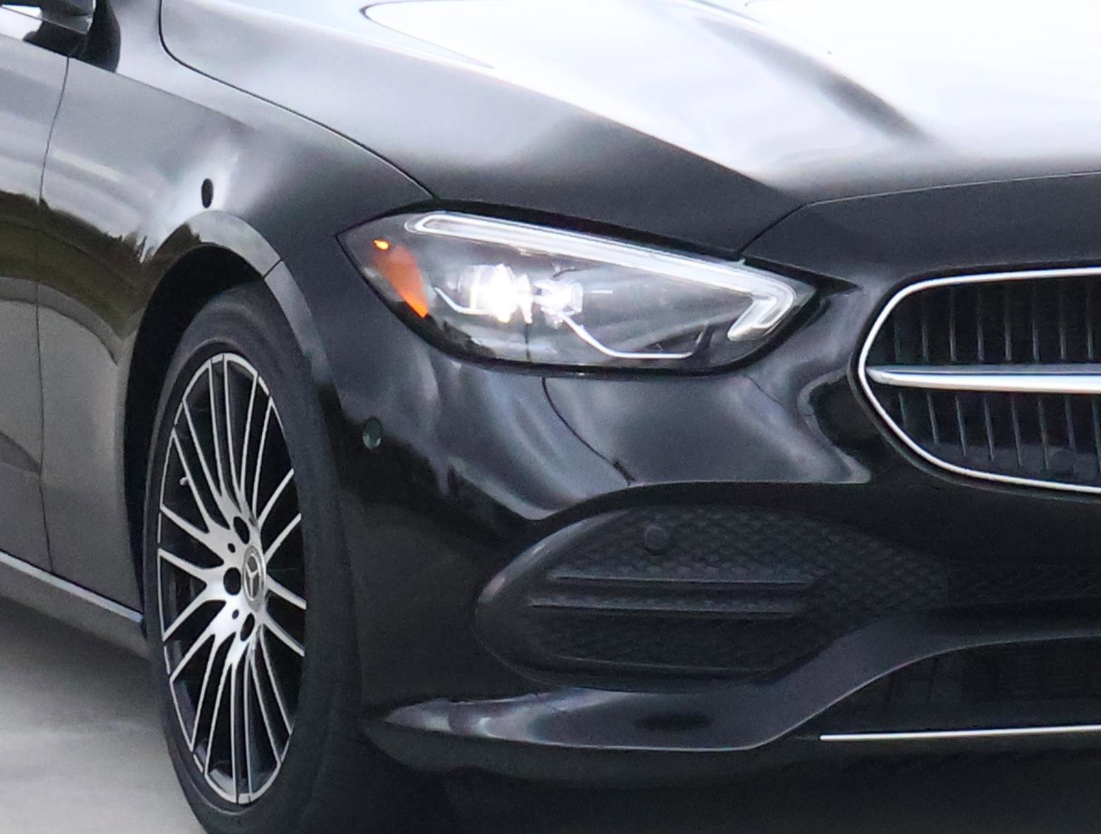 Used 2024 Mercedes-Benz C 300 4MATIC Sedan image 7