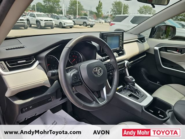 Used 2022 Toyota RAV4 XLE Premium FWD image 9