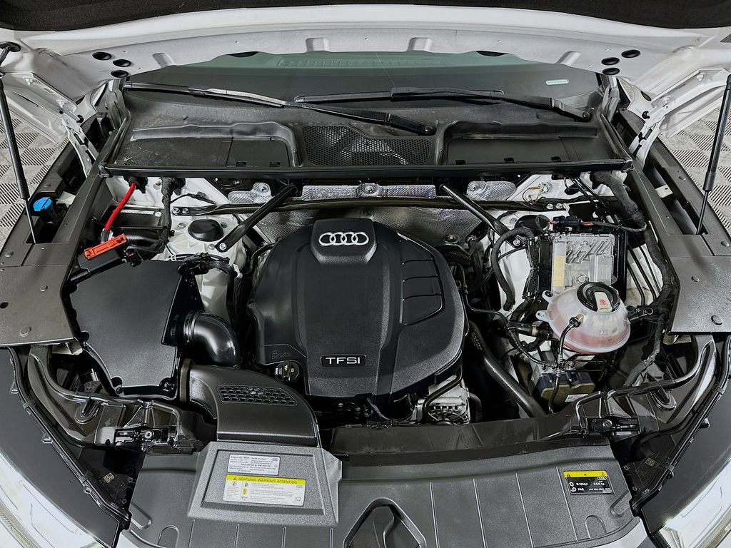 Used 2019 Audi Q5 Prestige w/ Premium Plus Package AWD/4WD image 38
