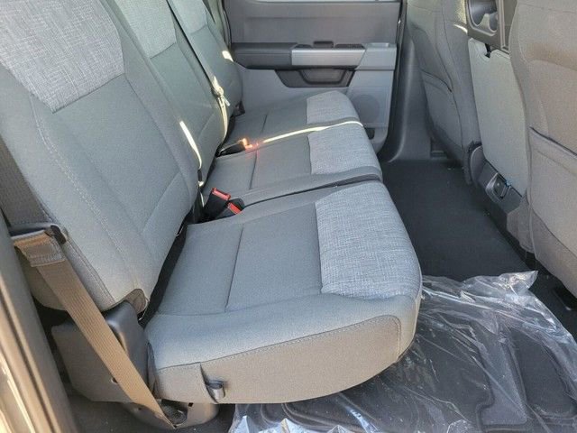 New 2026 Ford F250 XLT w/ FX4 Off-Road Package image 10