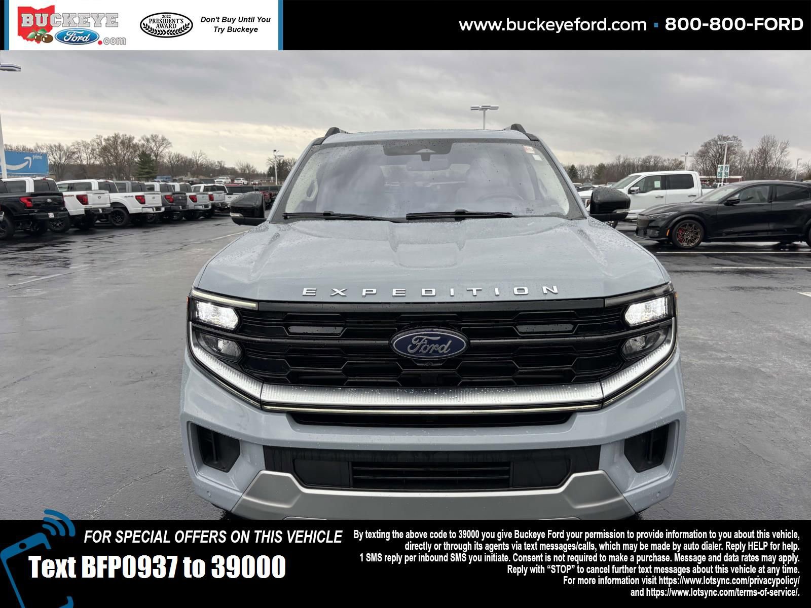 Used 2025 Ford Expedition Platinum w/ Platinum Ultimate Package image 2