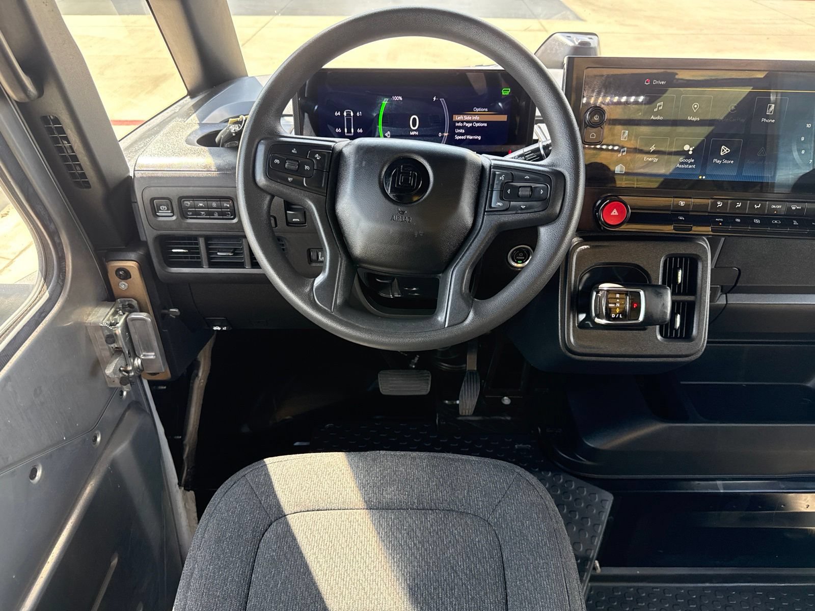 Used 2023 Chevrolet Brightdrop 600 w/ Active Safety Package 2 AWD/4WD image 18