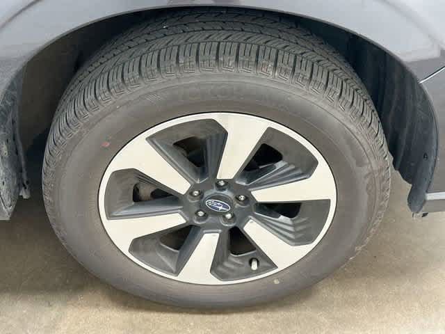 Used 2018 Subaru Forester 2.5i Premium w/ All-Weather Package AWD/4WD image 5