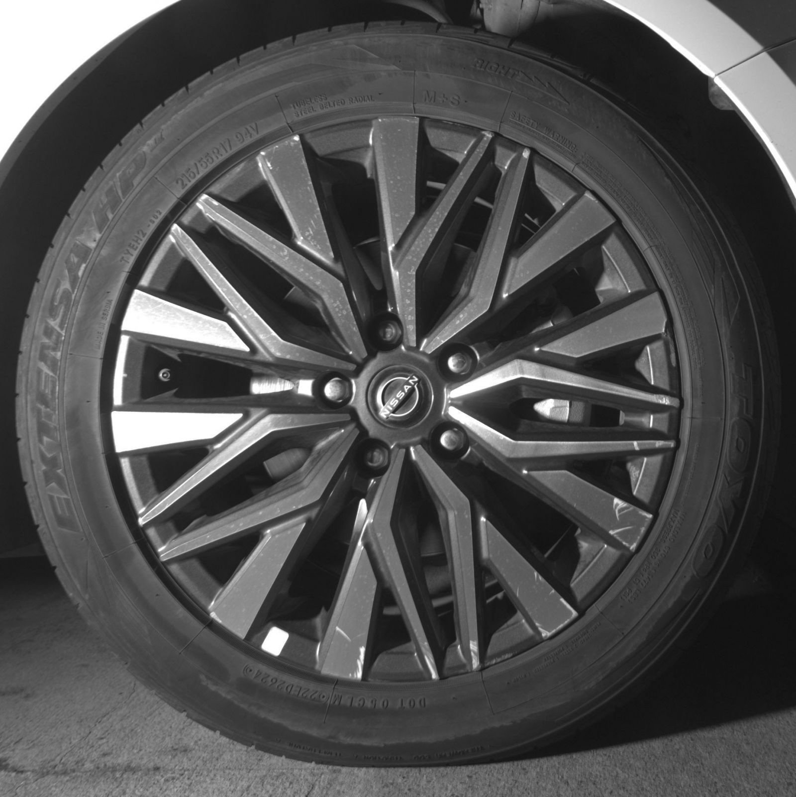 Used 2025 Nissan Altima 2.5 SV FWD image 16