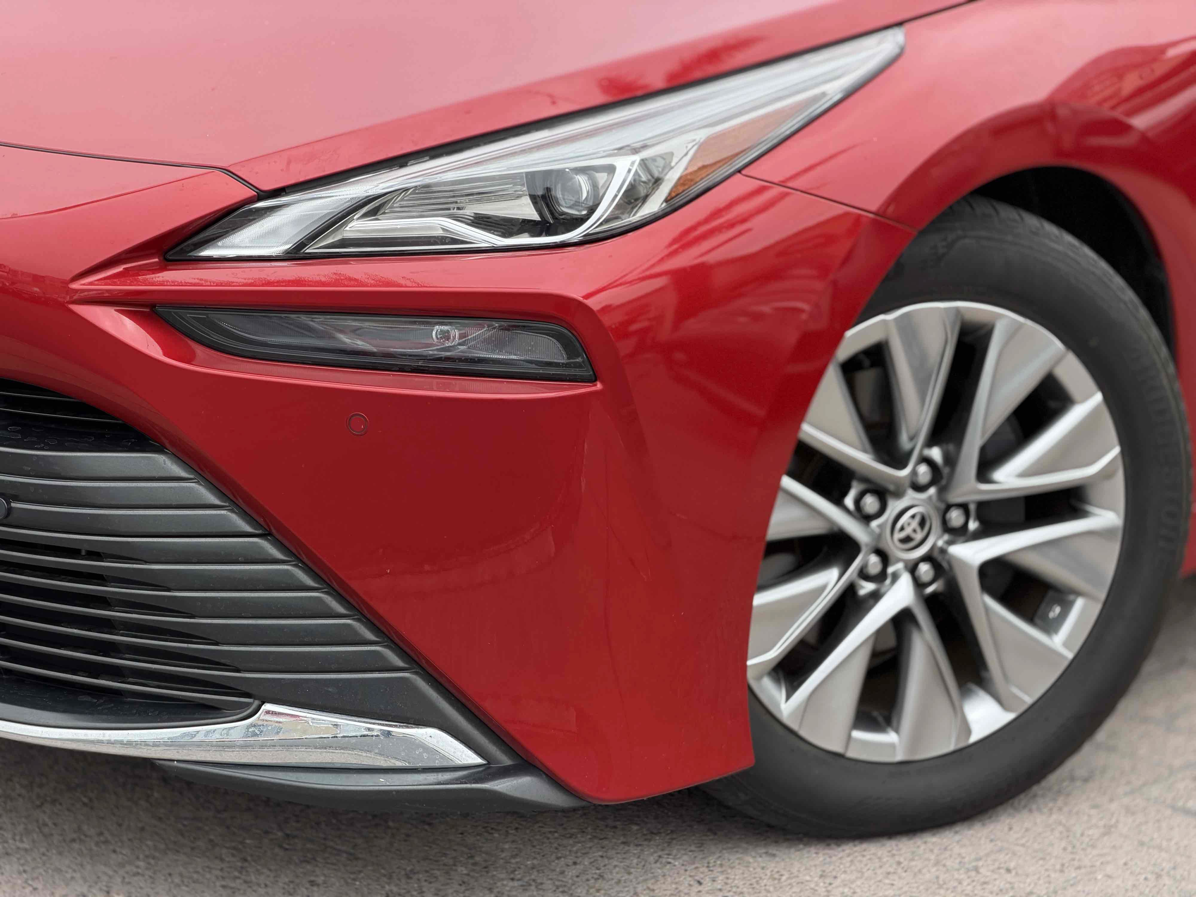 Used 2023 Toyota Mirai w/ Advanced Technology Package RWD image 12