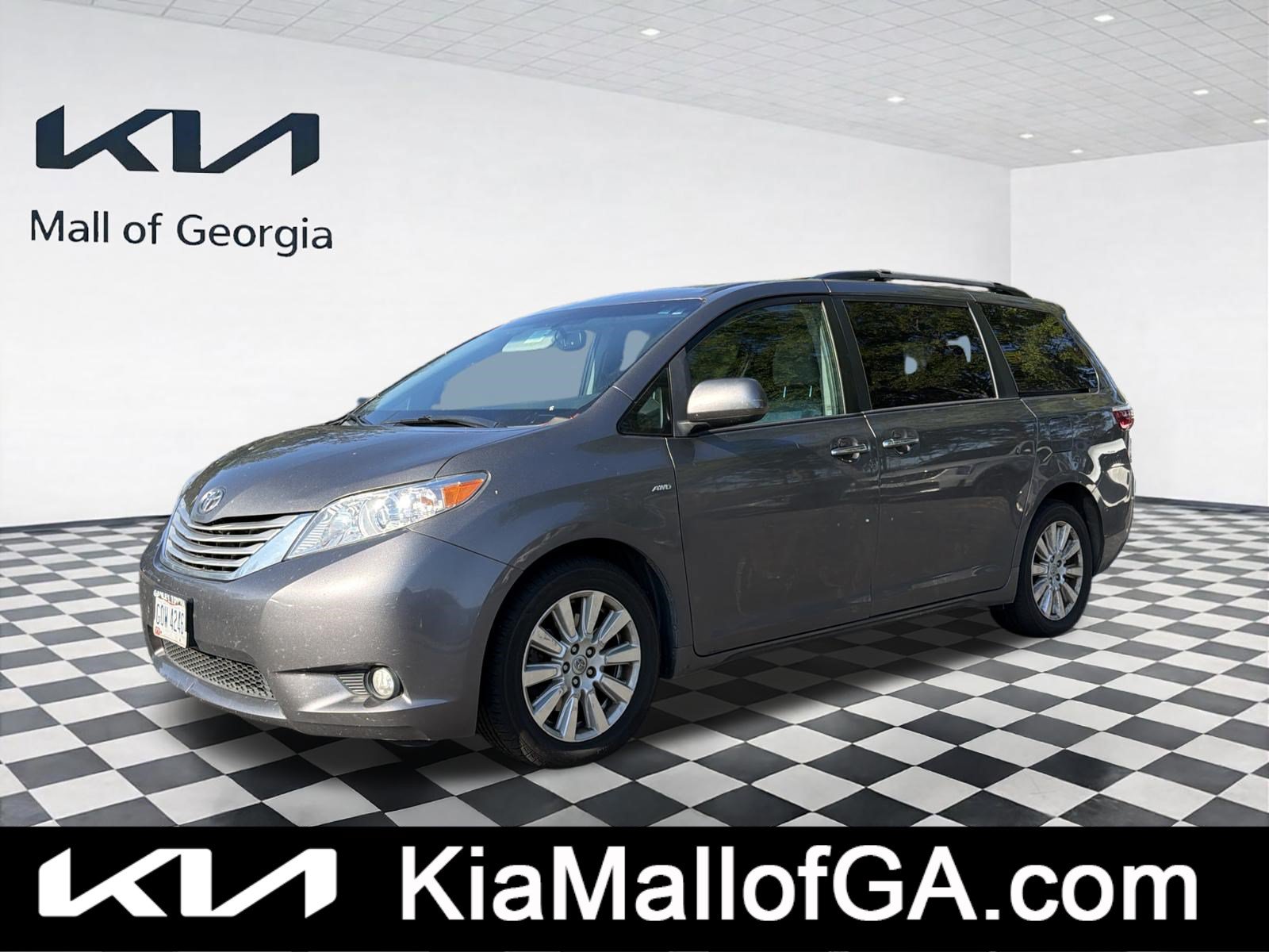 Used 2017 Toyota Sienna XLE Premium
