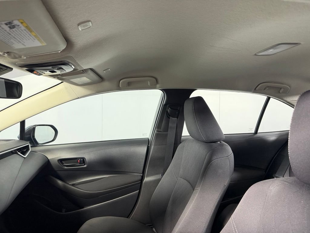 Used 2026 Toyota Corolla LE FWD image 17