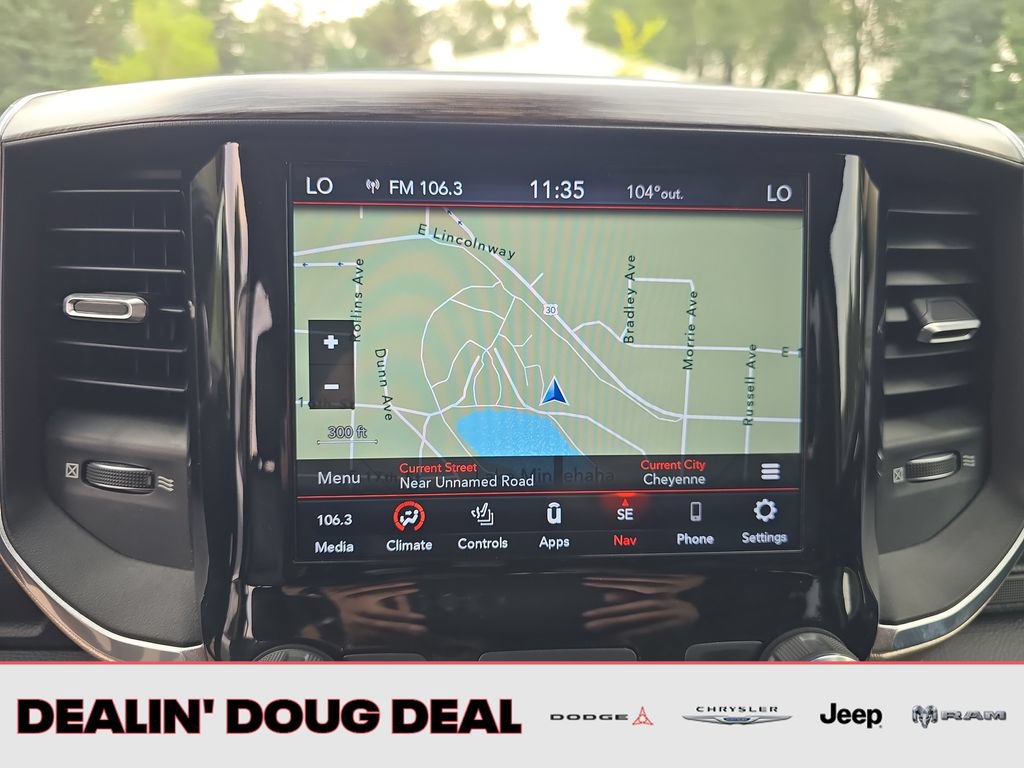 Used 2019 RAM 1500 Laramie AWD/4WD image 21