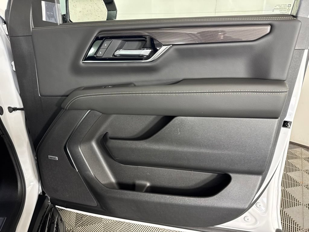 New 2026 GMC Yukon XL Elevation w/ Elevation Premium Package AWD/4WD image 38