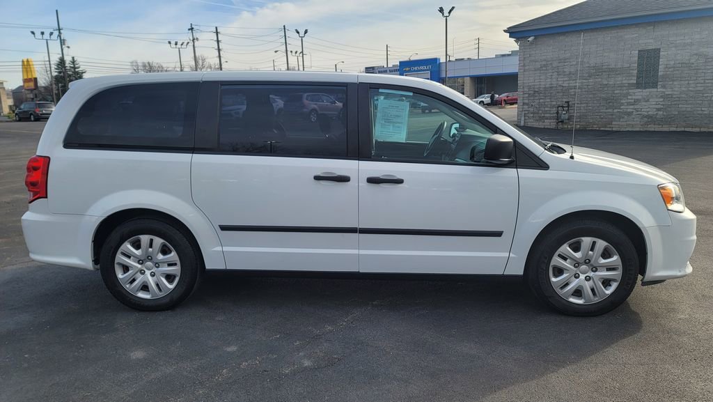 Used 2016 Dodge Grand Caravan American Value Package image 14
