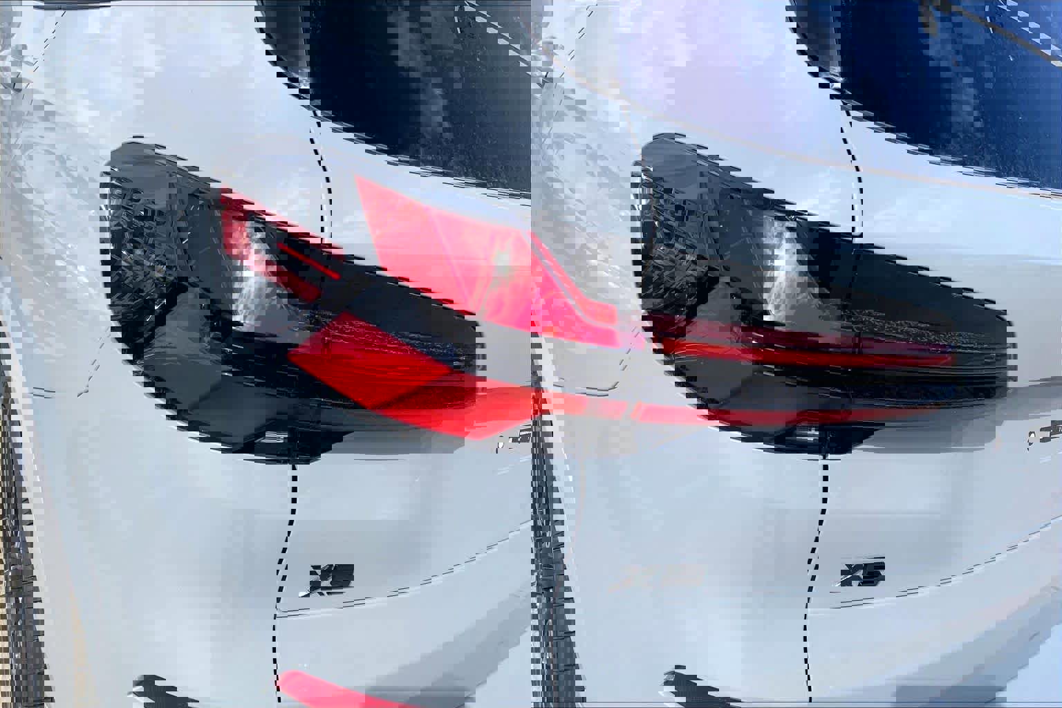 Used 2026 BMW X5 M60i image 14