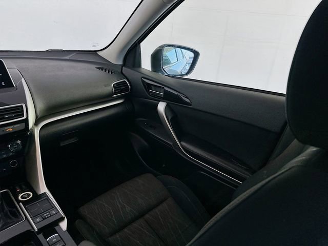 Used 2020 Mitsubishi Eclipse Cross SE image 23