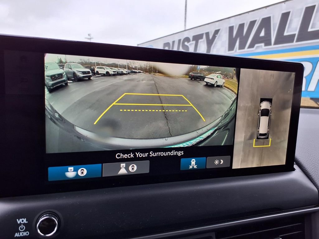 New 2026 Honda Pilot Touring image 19