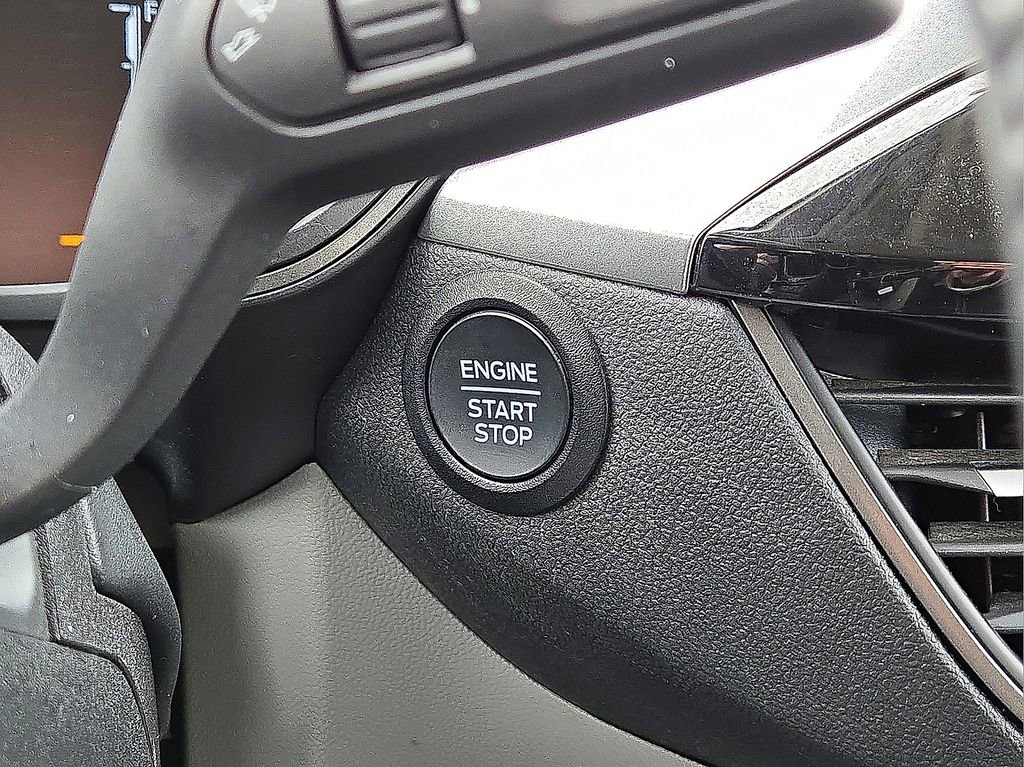 Used 2024 Ford Escape Active w/ Cold Weather Package image 31