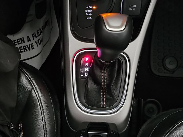 Used 2019 Jeep Compass Latitude w/ Cold Weather Group AWD/4WD image 17