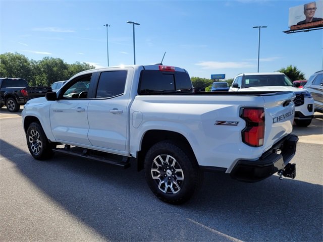 Used 2024 Chevrolet Colorado Z71 w/ Z71 Convenience Package 2 image 9