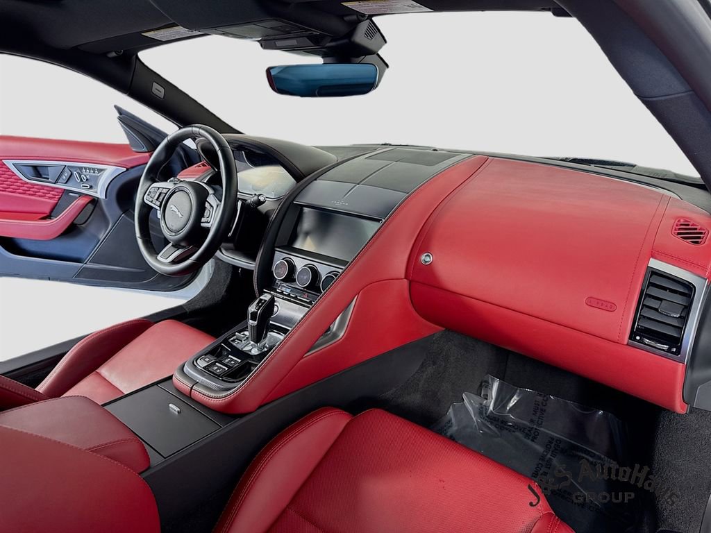Used 2022 Jaguar F-TYPE R-Dynamic image 30